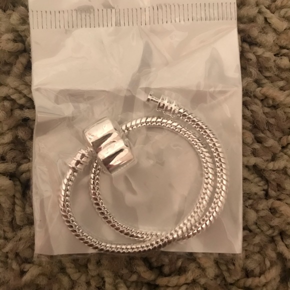 Charm bracelet - Picture 3 of 3